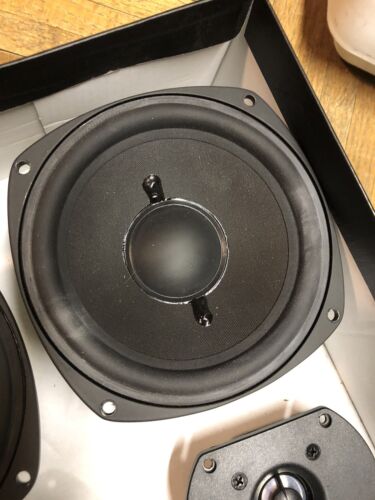 Definitive Technology BP 7004 BIPOLAR 5.25" Midrange Speaker - 1457A100 - Picture 2 of 4