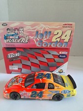 1999 Jeff Gordon 24 Dupont Nascar Racers BANK 1:24