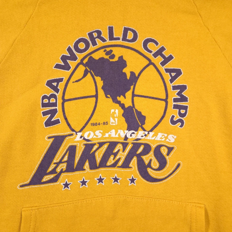 Sudadera con capucha vintage de Los Angeles Lakers juvenil mediana dorada campeones de baloncesto de la NBA años 80 Foto 4 de 4