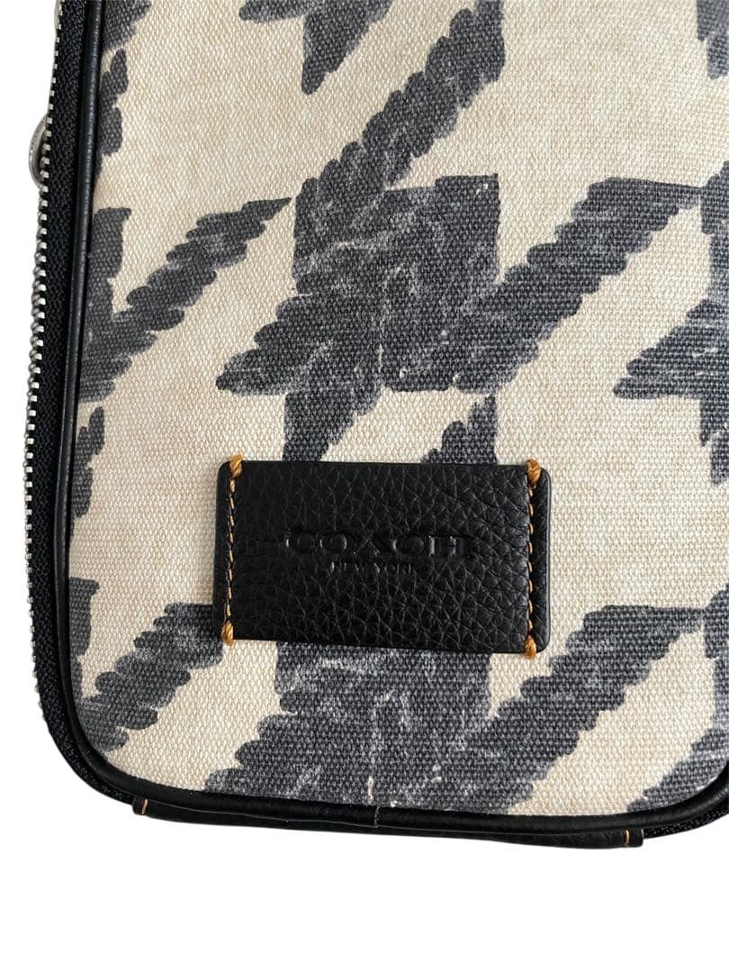 COACH geometric pattern shoulder bag - image 2