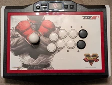 Mad Catz Street Fighter V Arcade Fight Stick Tournament Edition 2+ for PS3/4