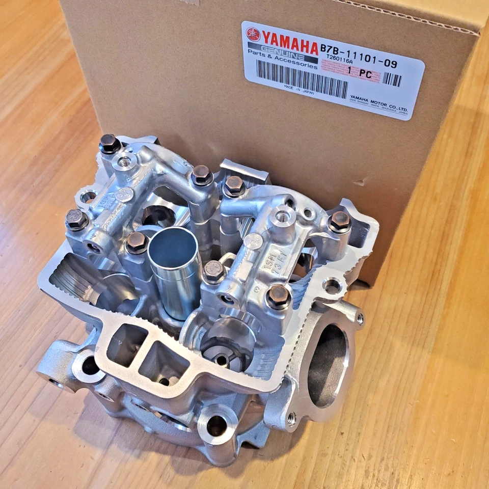 Assy de culasse d'origine Yamaha pour 2019-2021 WR250F YZ250F B7B-11101-09 NEUF - Photo 2/4