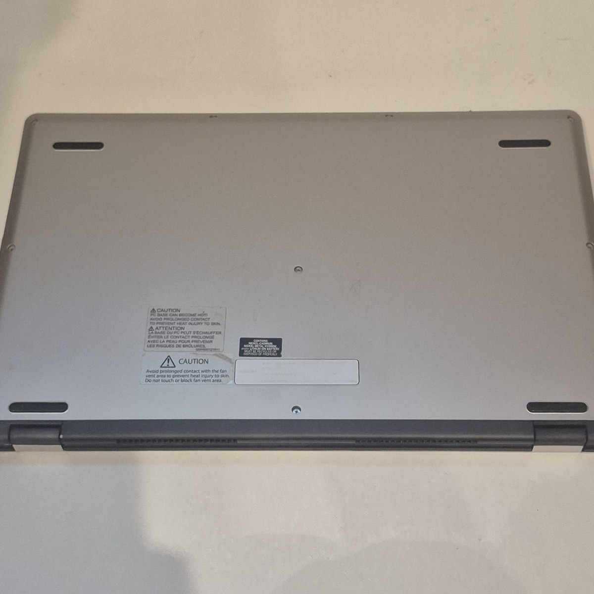 TOSHIBA PROWindows7　　　　　　　　　 プロ仕様編集ソフト付き Toshiba Radius P55w P55w-b5224 Intel Core I7-4510u 8gb Memory