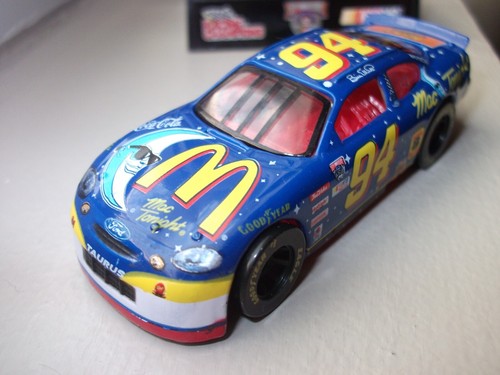 1998 Racing Champions 1996 NASCAR Bill Elliott #94 Mcdonald's FORD TAURUS 1/64 - Picture 7 of 7