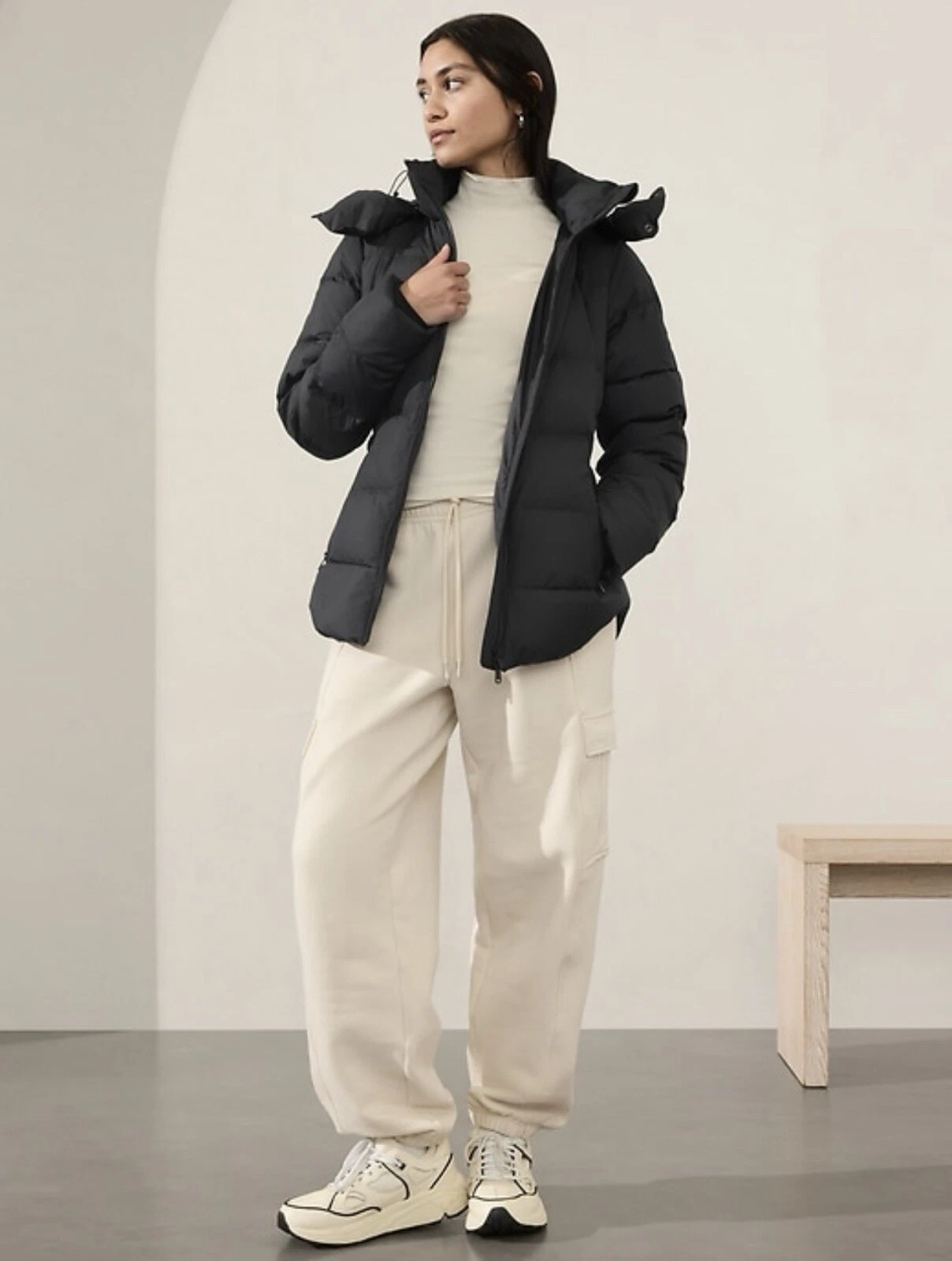 Athleta Downtown Puffer Jacket size S Small Black #659091
Opens in a new window or tab