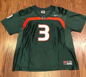 um jerseys football