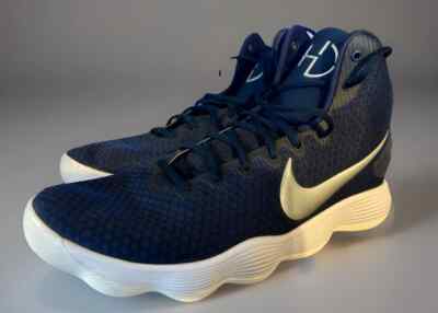 Size 13.5 Nike Hyperdunk 2017  Navy Basketball Shoes Excellent Condition