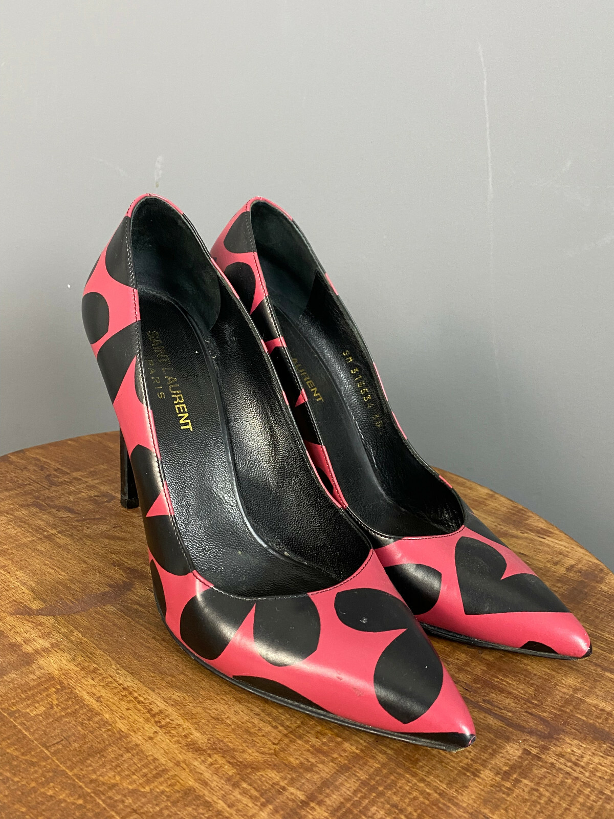 Décolleté donna SAINT LAURENT stampate rosso nero in pelle tacco punta taglia EU38 5