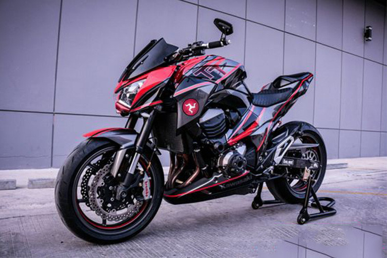 YZF-R1 2016年左右サイドのパネル！凄い美品！ YZF-R1 2016年左右サイドのパネル！凄い美品！ sddefault.jpg