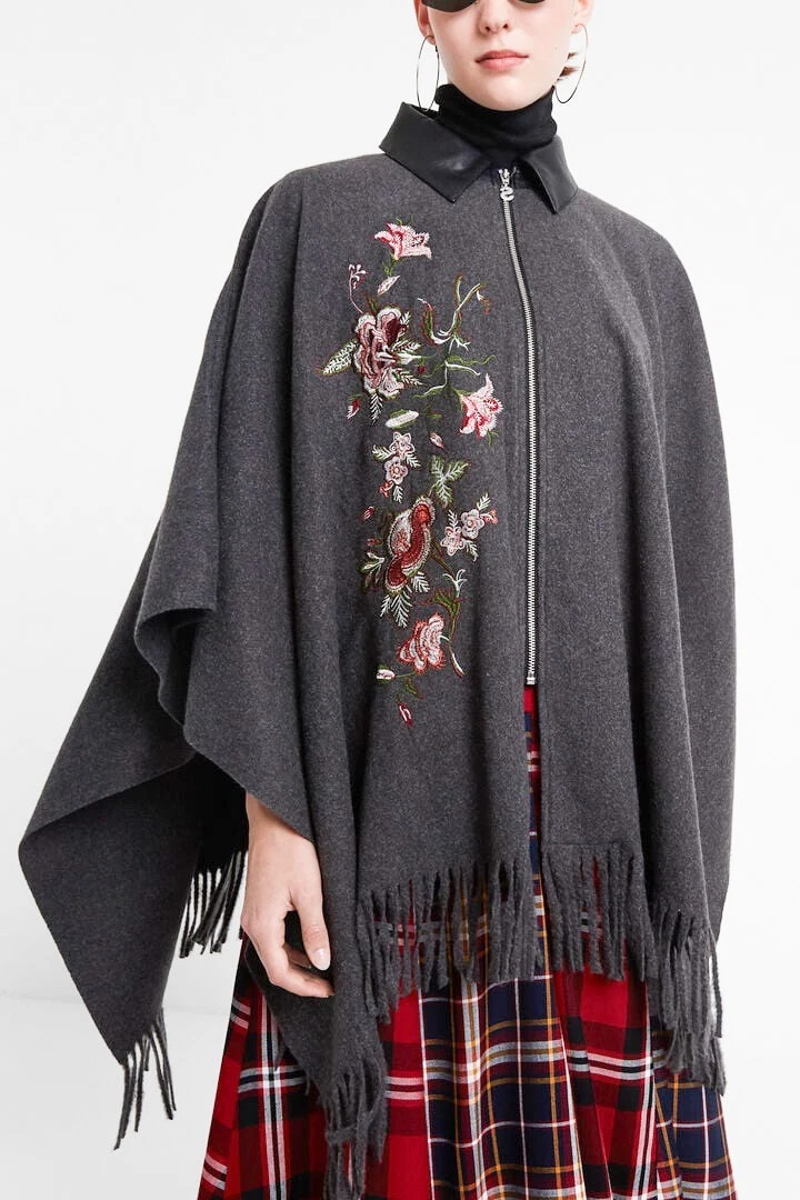 NWOT DESIGUAL embroidered collared poncho cape One Size / street designer soft