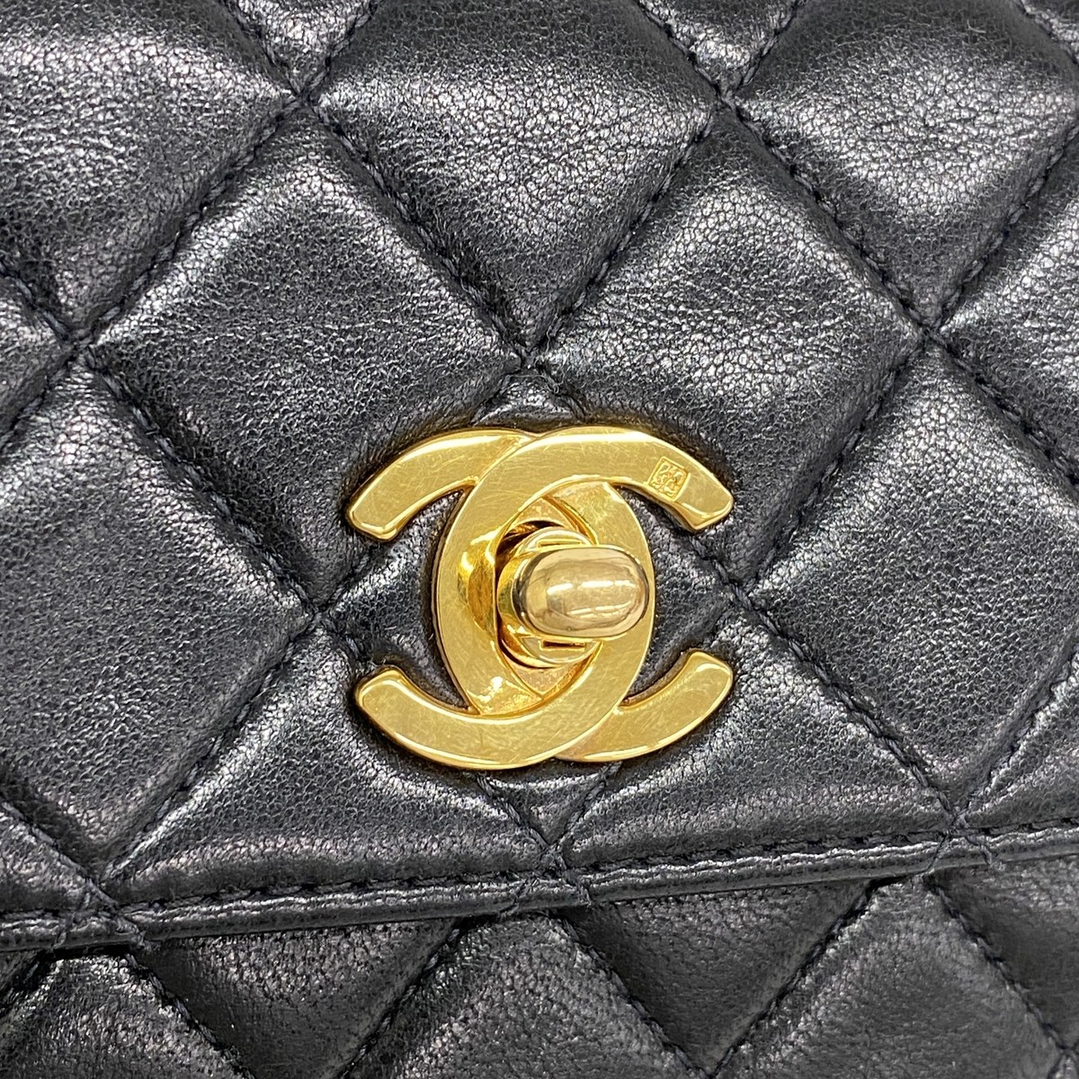 Auth [6hb1448-k] CHANEL Shoulder Bag Mini matrasse ChainShoulder Lambskin Bl... — image 9