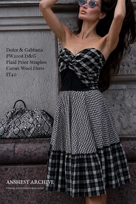 Dolce & Gabbana FW2008 D&G robe corset sans bretelles imprimé à carreaux en l... - Photo 1/4