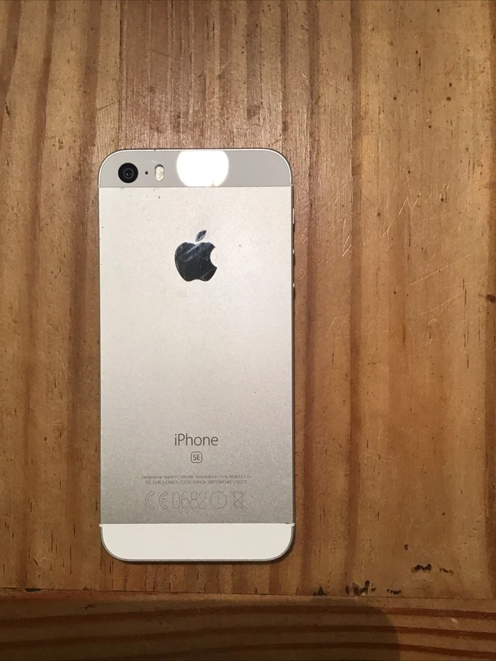 Apple iPhone SE 1. Gen 16 GB Weiß Smartphone Handy - Bild 2 von 4