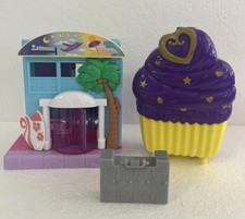 Polly Pocket 2019 Pollyville Hotel & 2017 Sweet Treat Compact & Locker - Mattel