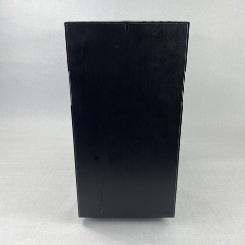 Fractal Design Define R5 ATX Mid Tower Computer Case - Picture 2 of 17