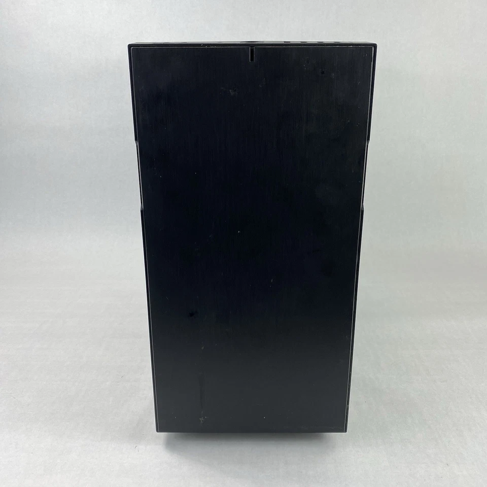 Fractal Design Define R5 ATX Mid Tower Computer Case - Image 2 of 4