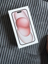 Apple iPhone 15 Karton – Pink (128 GB) – Sehr guter Zustand