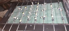 Tischkicker Tischfußball schwarz/grün Lamin...