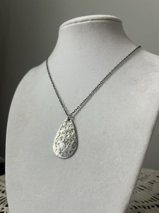 Sterling Silver Teardrop Necklace 