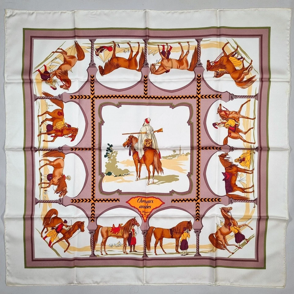 RARE VINTAGE HERMES Silk Scarf "Chevaux Arabes" Carre 90 Duty-free US - Image 4 of 4