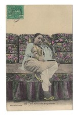 Risque - Prostituta vietnamita, donna orizzontale a colori