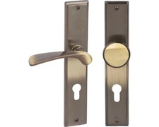 Langschildgarnitur Nelson messing/brüniert PZ mit Knopf + Drücker für Wohnungsei