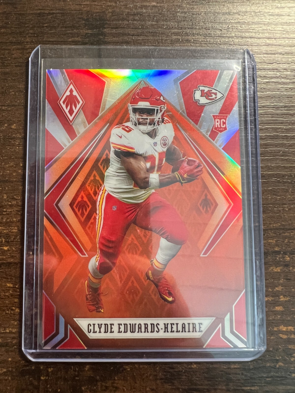 A113,514 - 2020 Panini Phoenix Orange #121 Clyde Edwards-Helaire/99