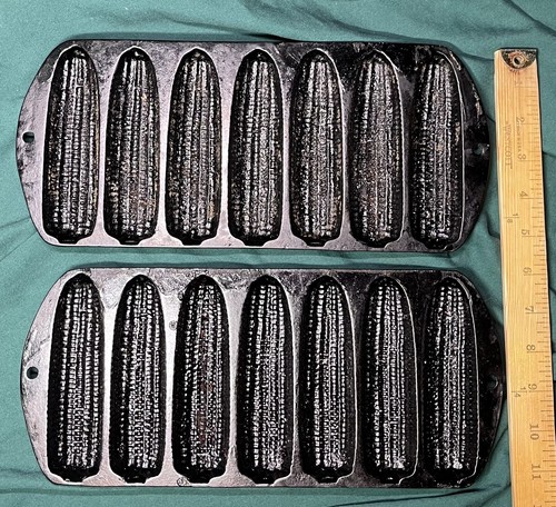 Vintage Cast Iron Corn Bread Baking Pans 7 Ears "A" Imprinted On Back of Handle - Picture 3 of 6