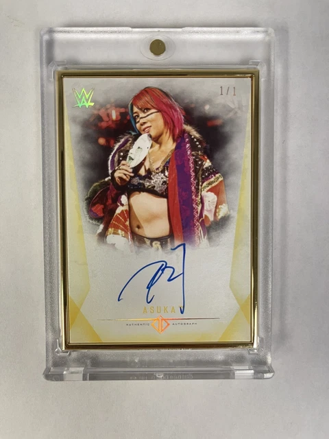 2019 Topps Transcendent WWE Asuka Tribute Gold Framed Auto 1/1 Read description