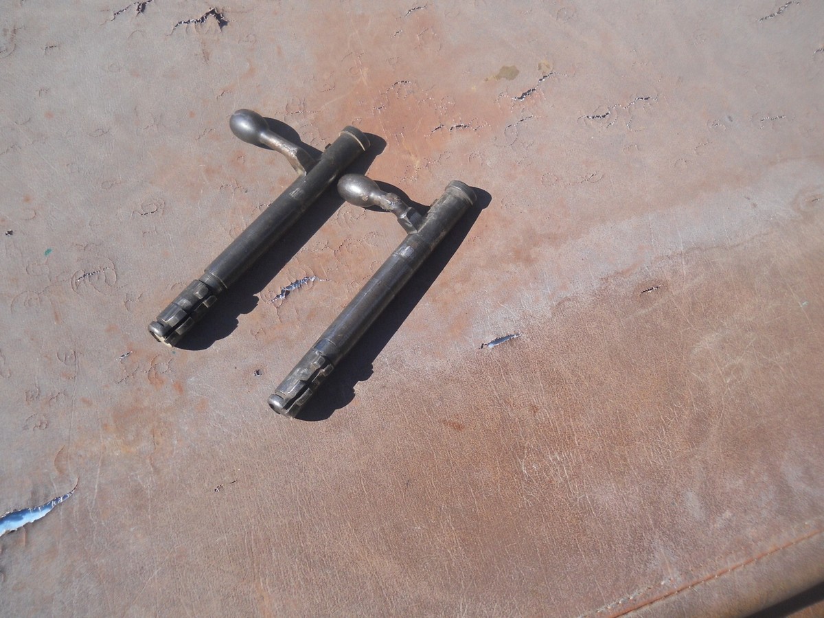 WW2 japanese type 99 arisaka sporter bolt body with bent