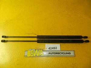 Heckklappendämpfer    VW T4 2,5 TDI Bus 701829331AB   Baujahr. 2000    Nr.42492