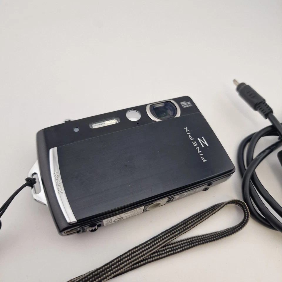 Fujifilm Digital Camera FinePix Z110 14.1MP Black Tested, photo 4 of 5