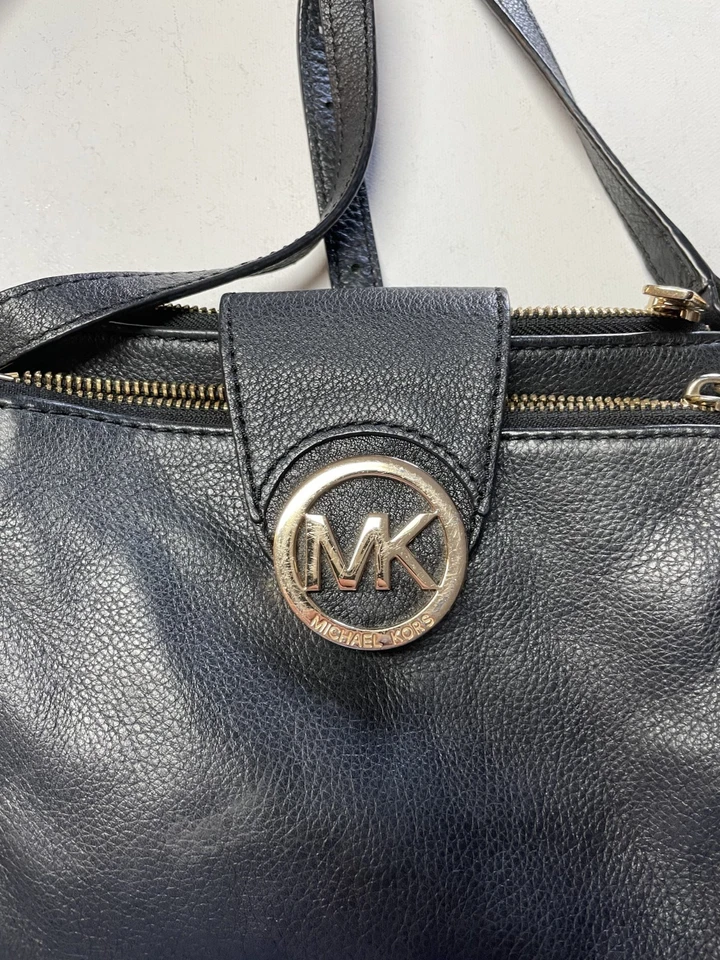 Bolso Bandolera Organizador Cartera Michael Kors Cuero Guijarro Negro Damas Foto 3 de 4