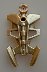 LEGO Bionicle Stars Gresh (7117) includes golden armor. No canister.