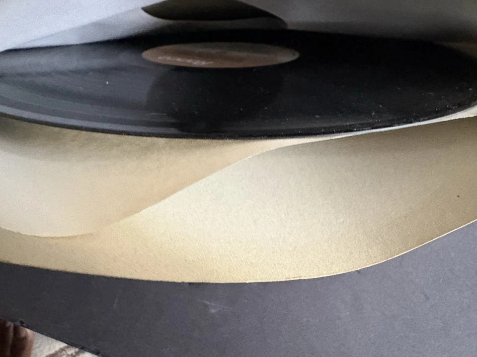 AL JOLSON- The Al Jolson Collection 2 Disc Vinyl 12" Excellent Condition - Image 3 of 4