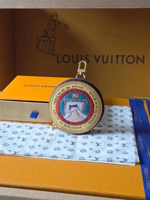 Louis Round Zip Coin Purse Bag Charm New