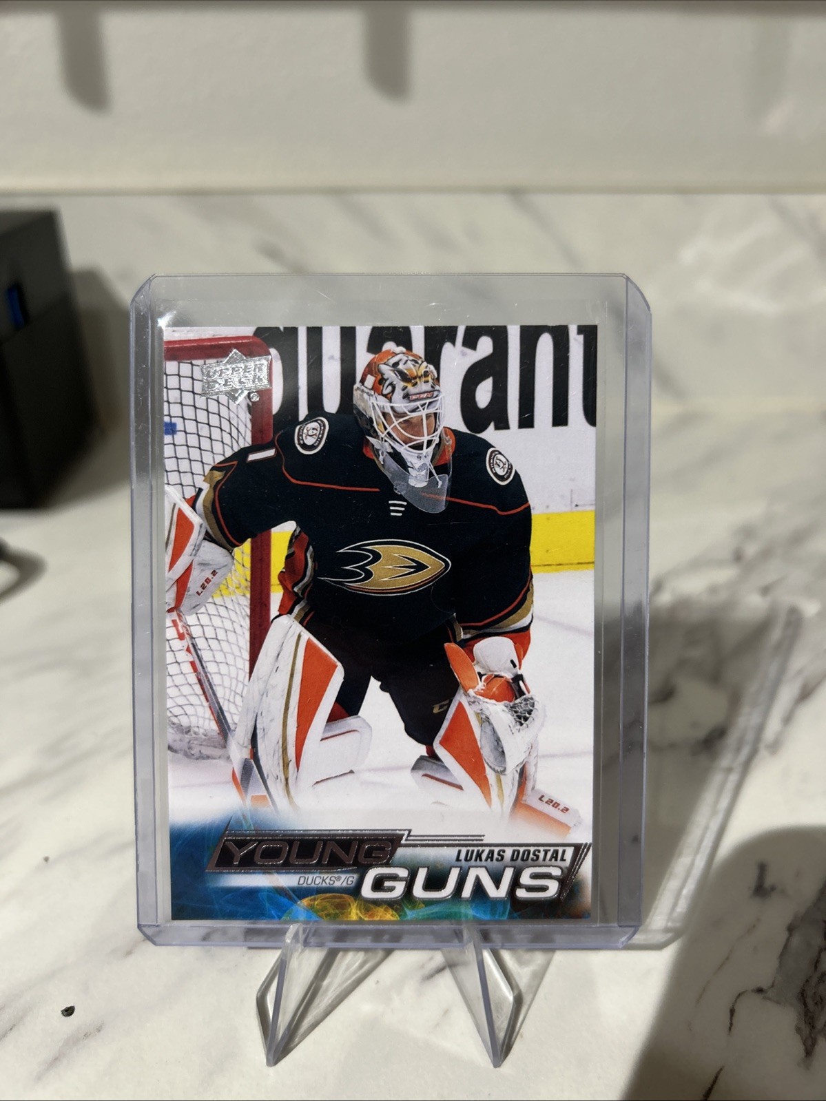2022-23 Upper Deck Series 1 - Young Guns Lukas Dostal #203 (RC)