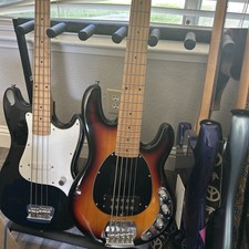 Used Harley Benton 5 String Deluxe Series Ele...