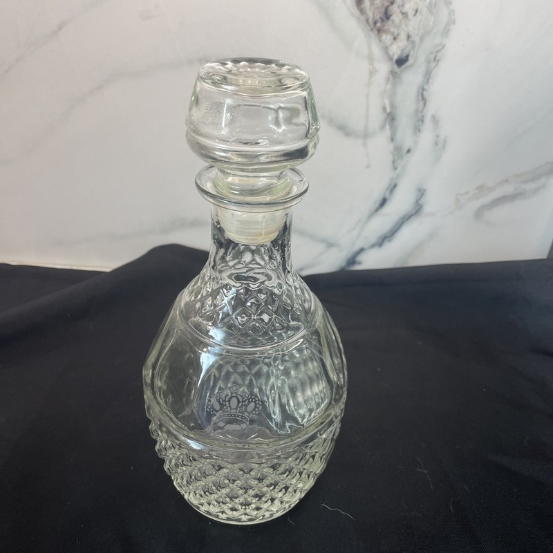 Vintage 10" Whiskey Cut Glass Decanter Wine Decanter Grapes/Crowns
