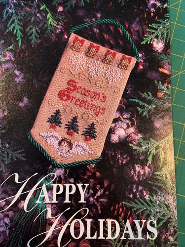 3 Christmas Pamphlets: Bearry Angelic,Happy Holidays,Homespun Xmas Craf SC illus - Picture 5 of 6
