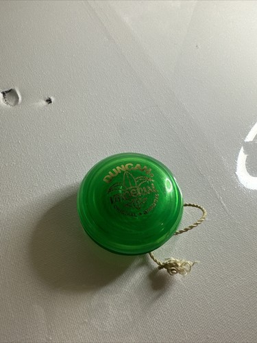 De Colección Duncan Imperial Verde Yo-Yo Cuerda Blanca Trabajos Hechos en EE. UU. 1 Foto - Imagen 2 de 4