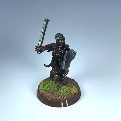 Uruk Hai Scout - LOTR Warhammer / Lord of the Rings Painted Metal ...