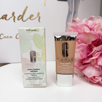 New in Box Clinique Even Better Refresh  Hydrating and Repairing Makeup CN70