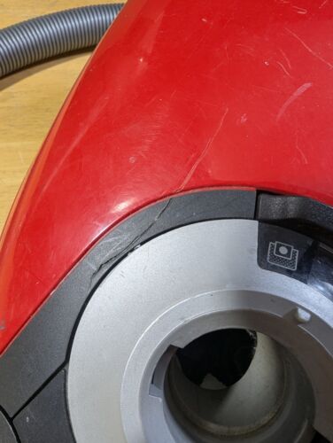 Works, No Floor Tool Miele S5 READ Pull Along Canister Vacuum Cleaner Red Corded - Picture 2 of 23