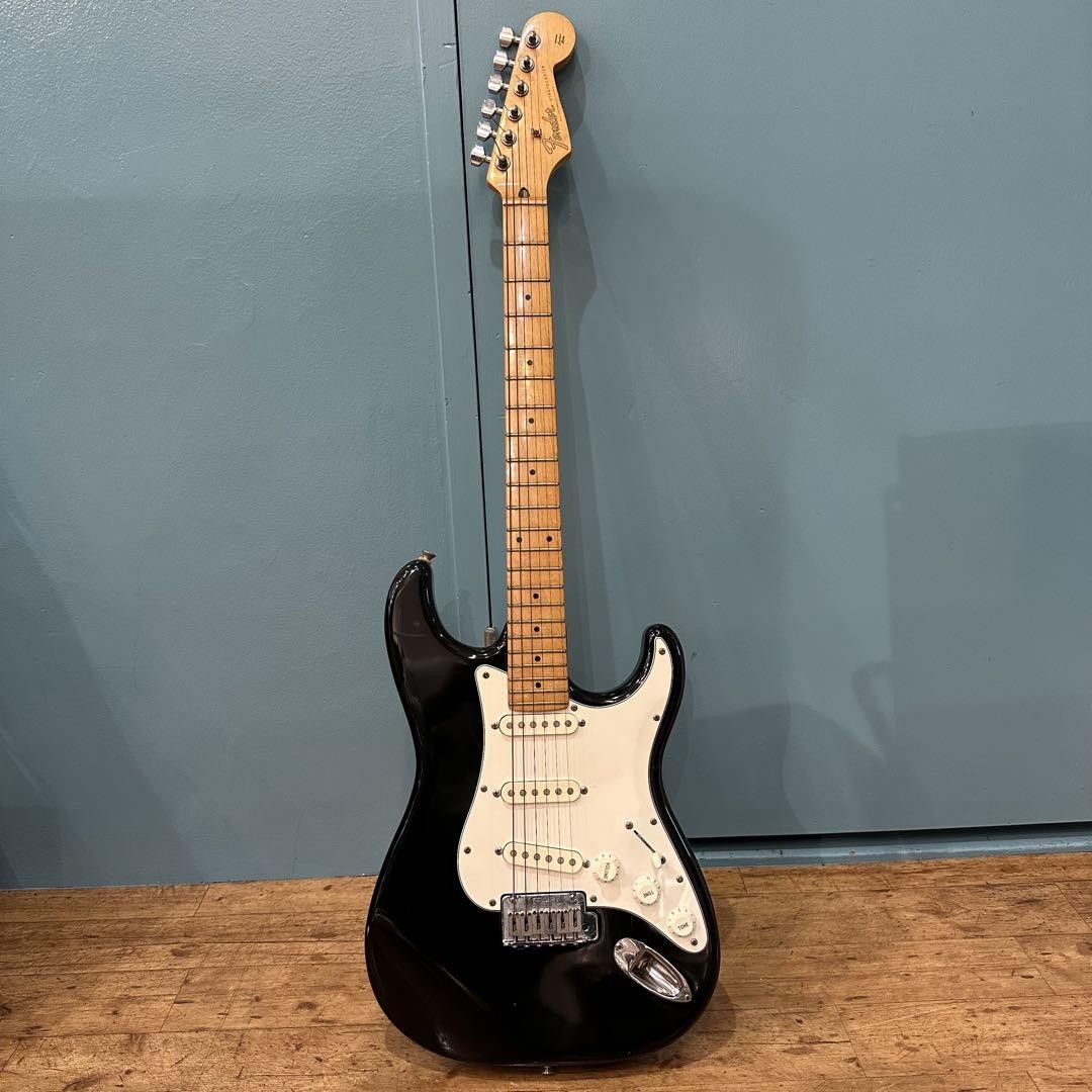 ギター fender japan stratocaster 1993-1994 Fender Japan Stratocaster 1993 1994 O Serial Electric Guitar