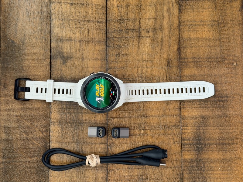 Garmin Approach S70 42mm Golf SGPS Watch - White