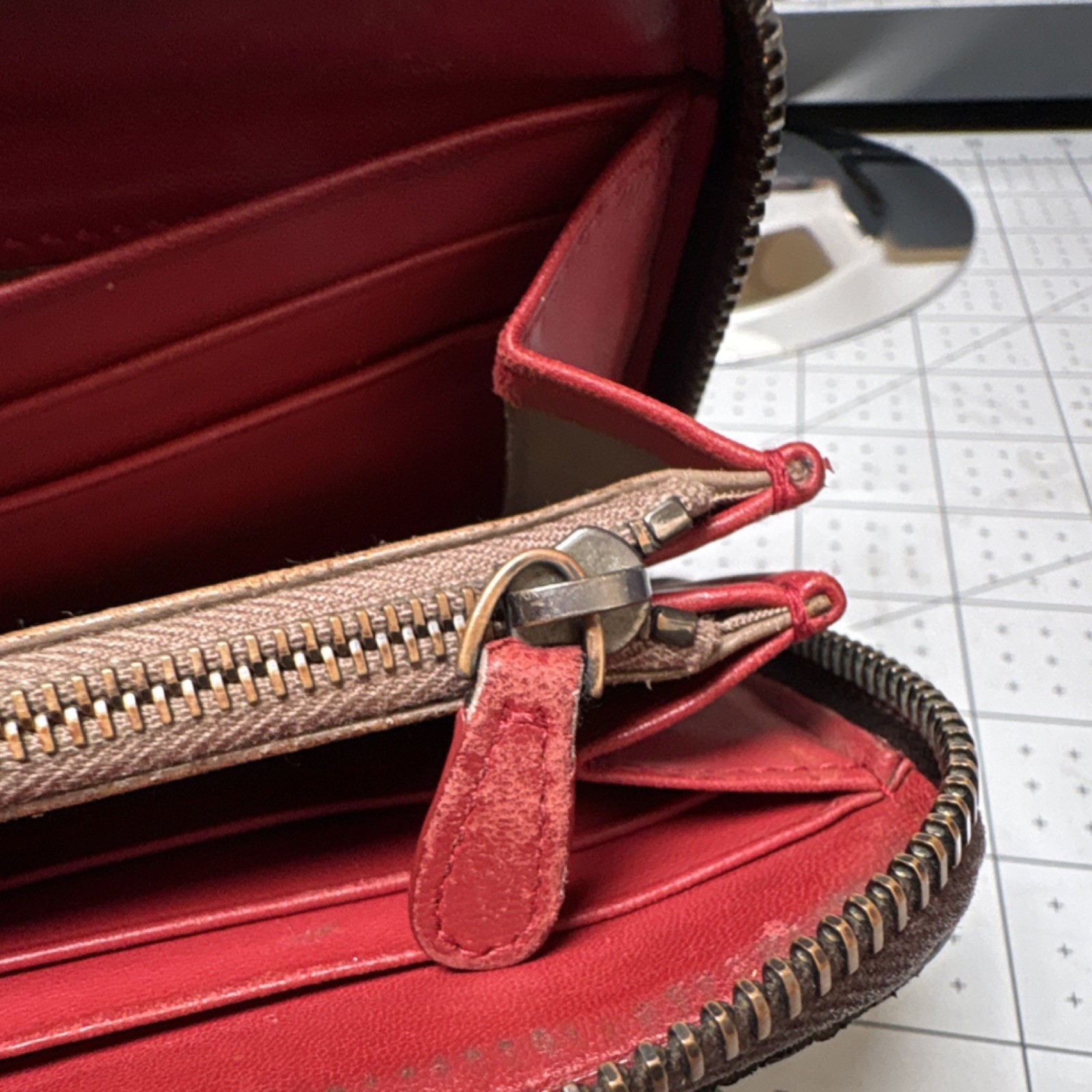 Bottega Veneta Brown Red Woven Women's Zip-Around Credit Card Folding Wallet thumbnail 8