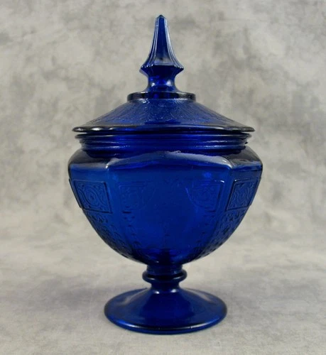VINTAGE COBALT BLUE ANCHOR HOCKING PRINCESS PATTERN LIDDED PEDESTAL CANDY DISH