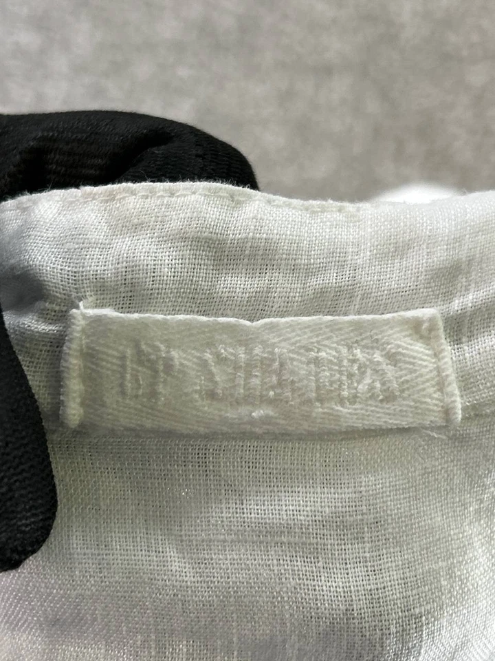 Camisa CP Shades para mujer túnica grande de lino blanco Foto 3 de 4