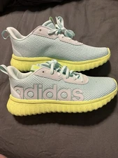 8.5W Adidas Kaptir Base Blue/Green